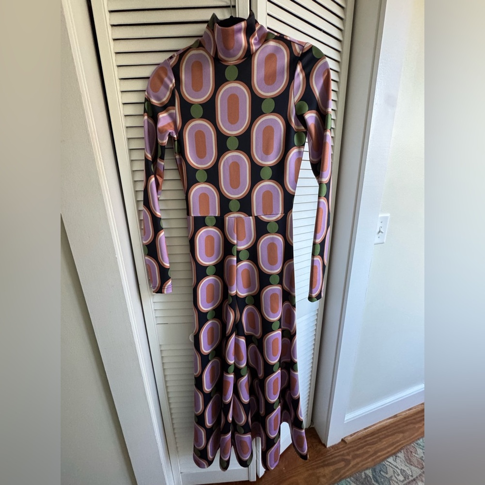 Geometric Print Maxi Dress in Purple and Black